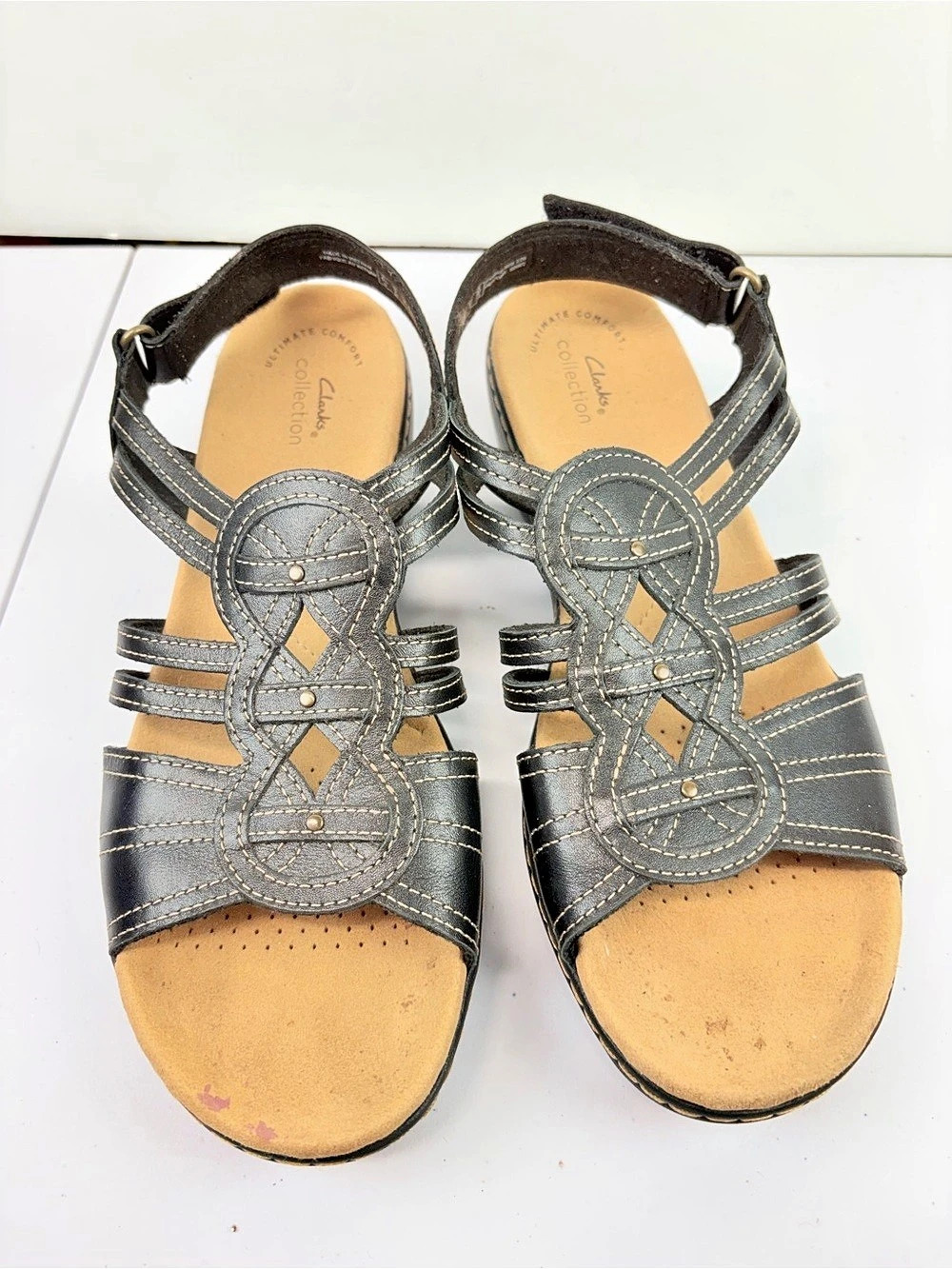 Clarks Collection Womens Size 9M Black Leather Strappy Adjustable Sandals